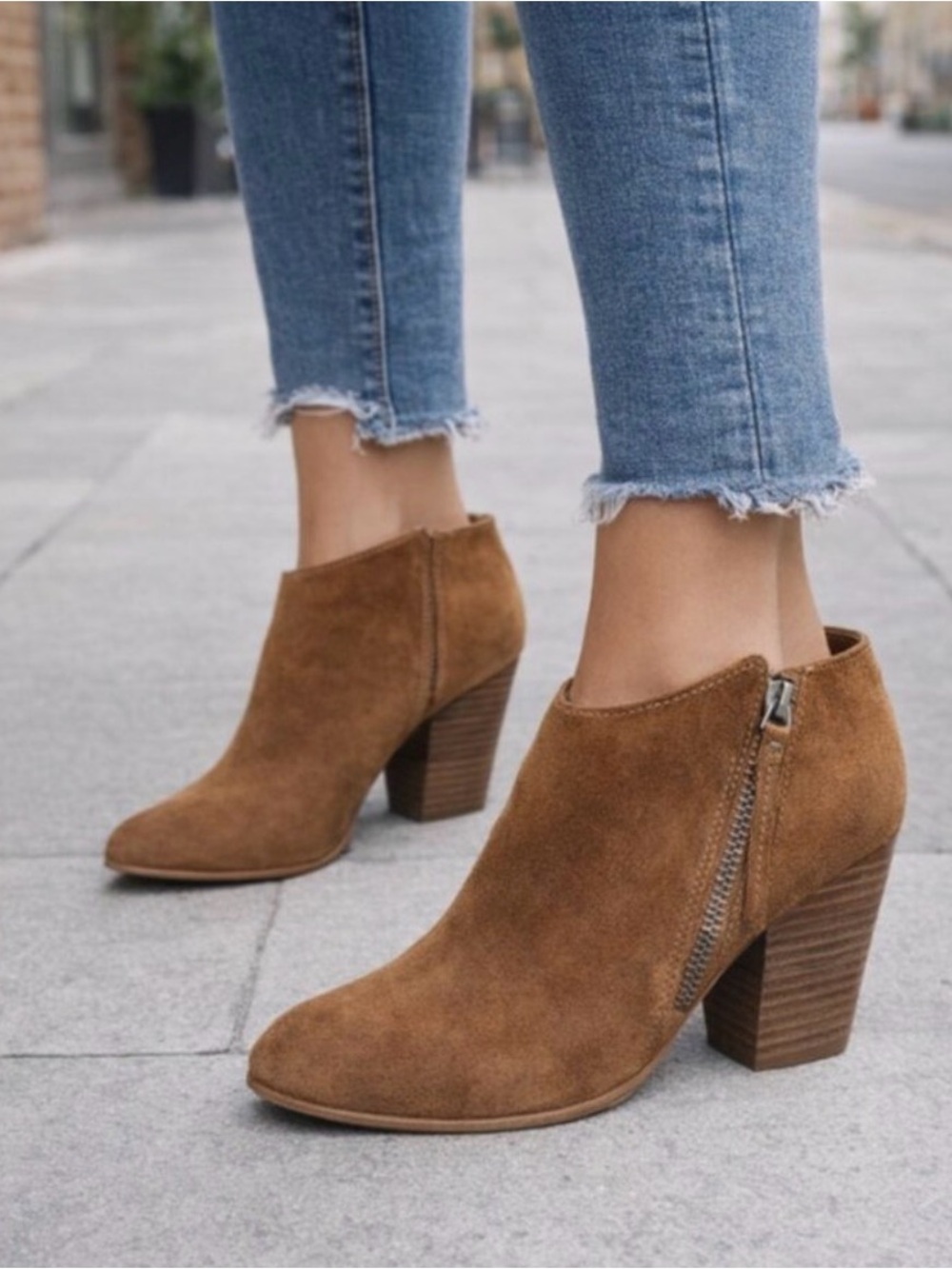 Dolce Vita Suede Leather Mule Slip-On Size Zip Heeled Booties Sz 7 Western Boho